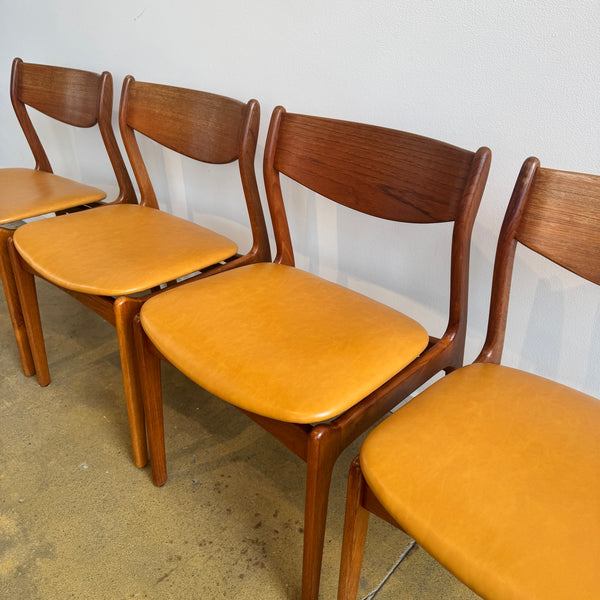 Danish Modern "Set of 6" Teak dining chairs by P.E. Jørgensen (New Upholstery)