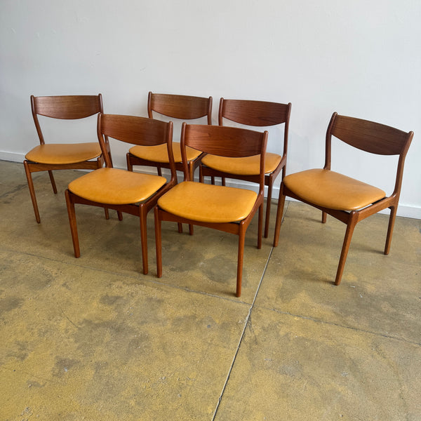 Danish Modern "Set of 6" Teak dining chairs by P.E. Jørgensen (New Upholstery)