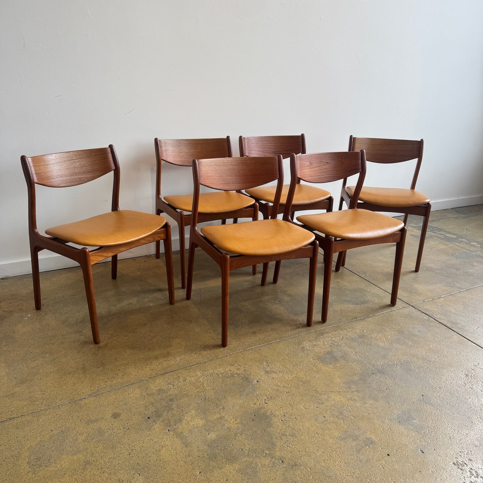 Danish Modern "Set of 6" Teak dining chairs by P.E. Jørgensen (New Upholstery)