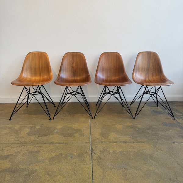 Herman Miller Eames Molded Walnut Plywood set of 4 Chairs