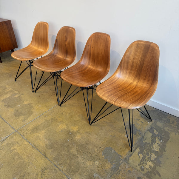 Herman Miller Eames Molded Walnut Plywood set of 4 Chairs