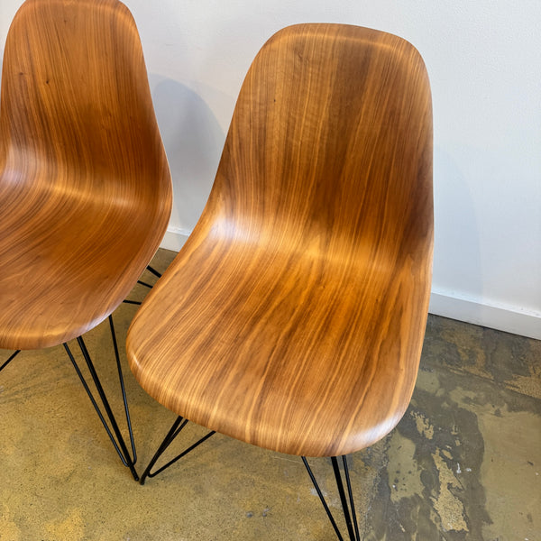 Herman Miller Eames Molded Walnut Plywood set of 4 Chairs