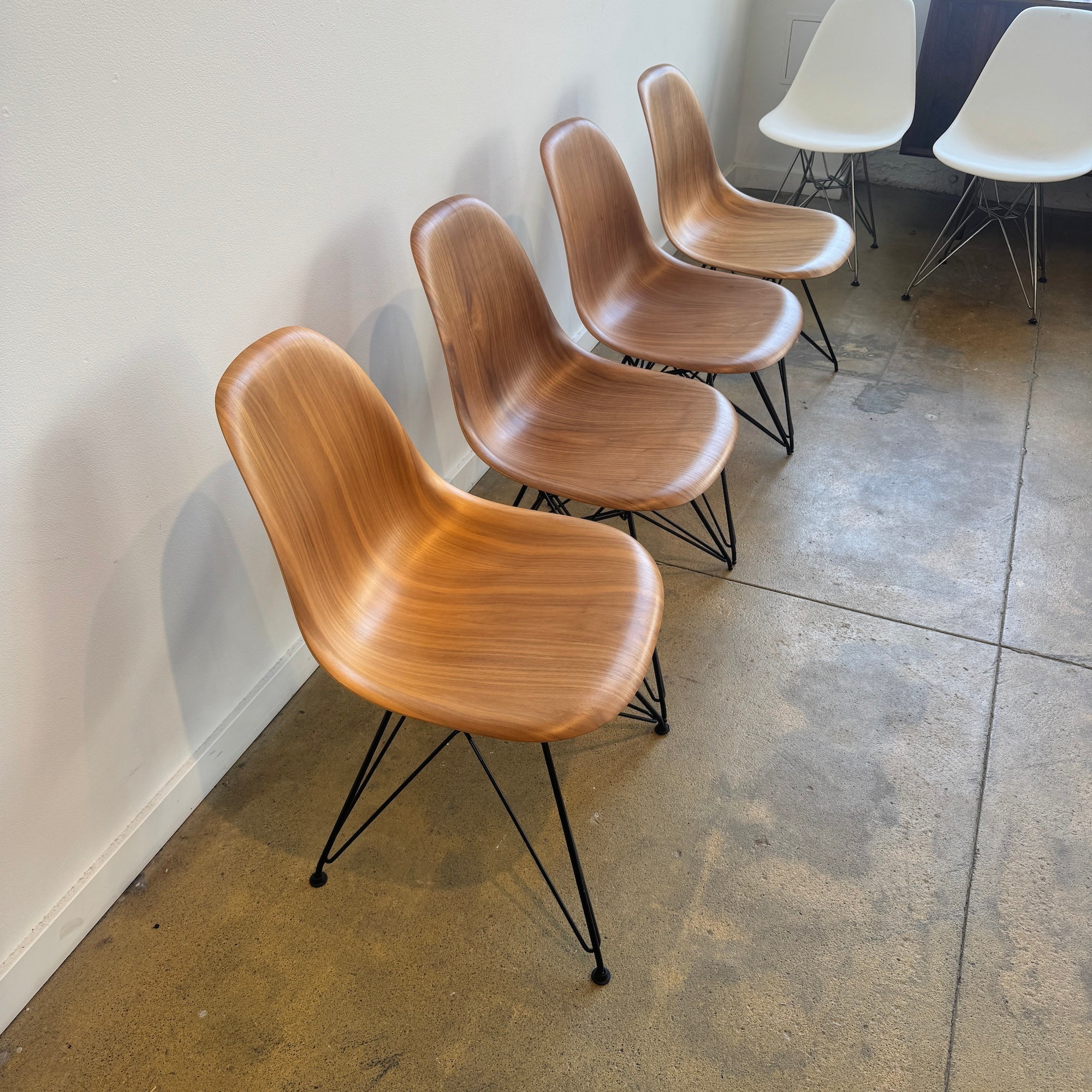 Herman Miller Eames Molded Walnut Plywood set of 4 Chairs