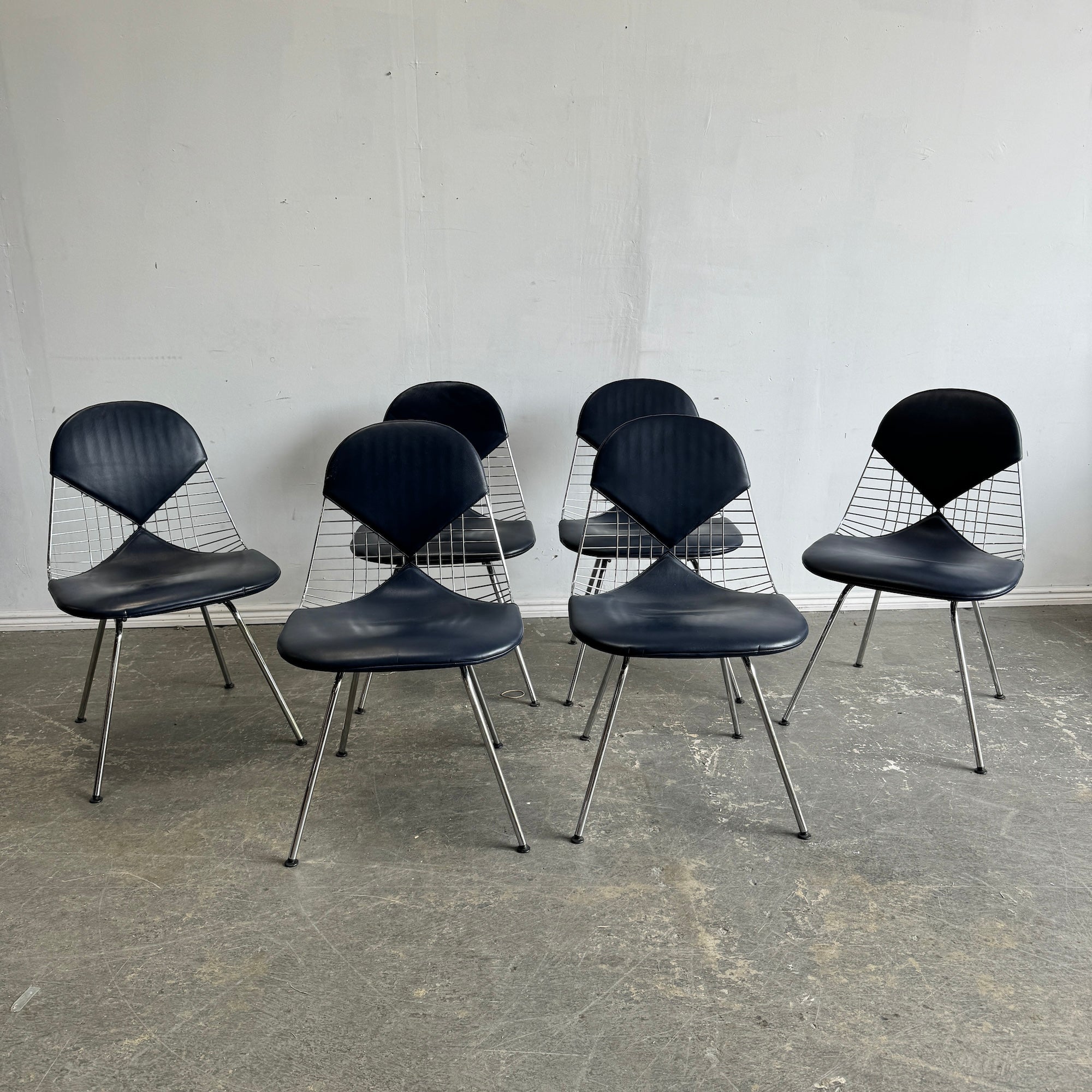 Authentic! Herman Miller Eames set of 6 Bikini chairs