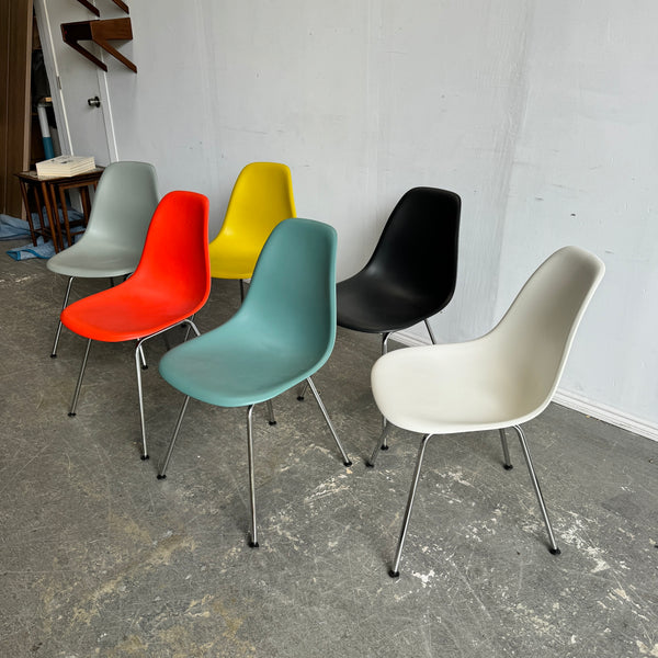 Authentic! Set of 6 multi color Eames molded chairs by Vitra