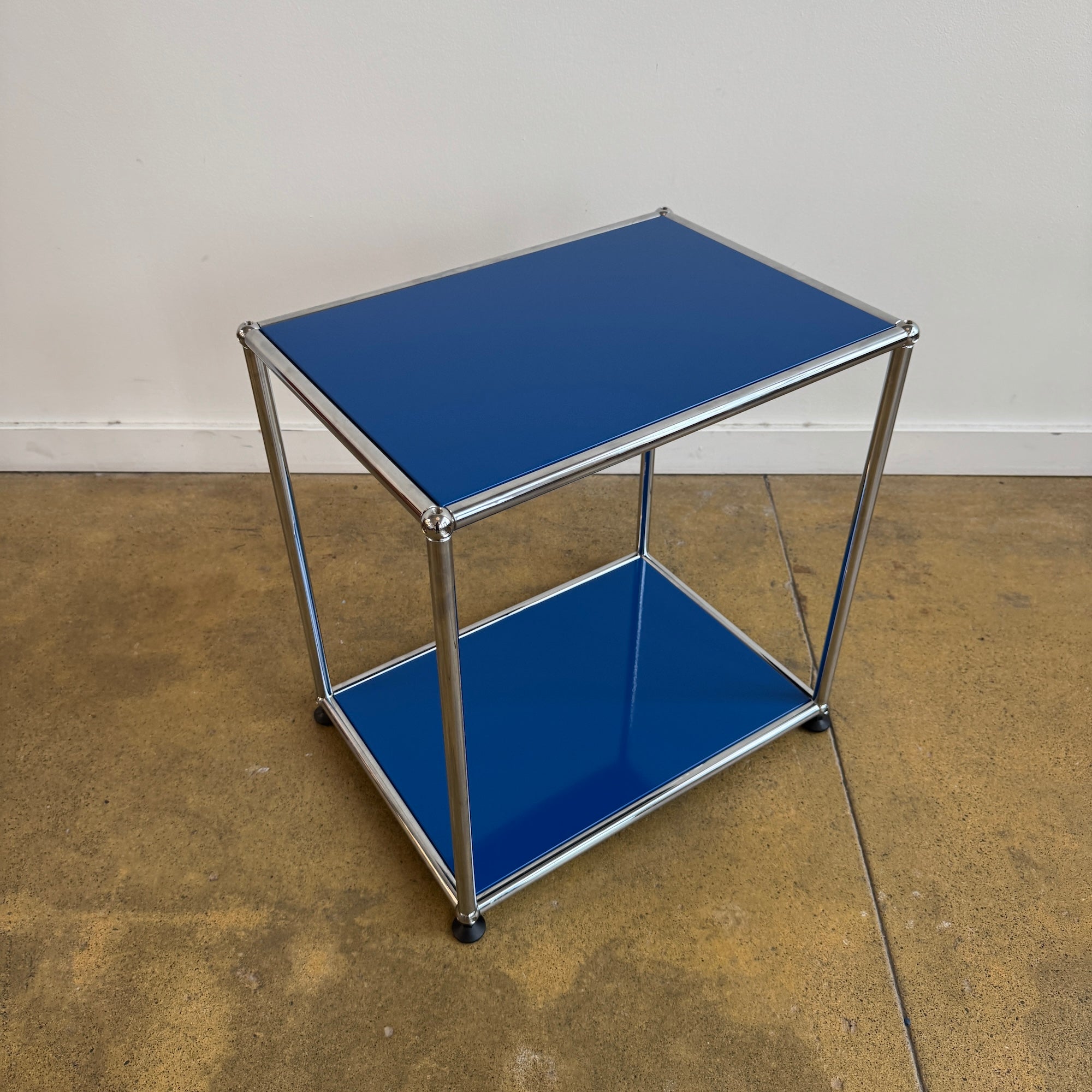 USM Haller Tall Side Table -Gentian Blue