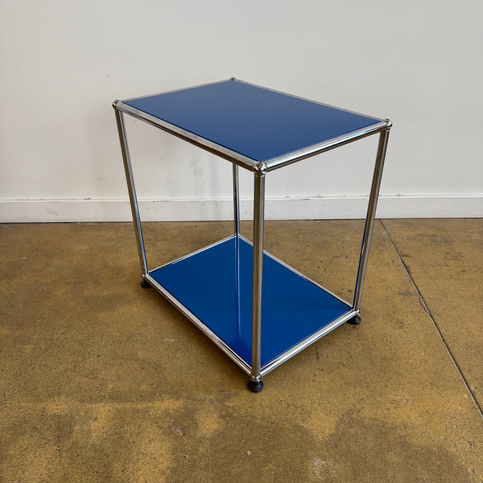 USM Haller Tall Side Table -Gentian Blue