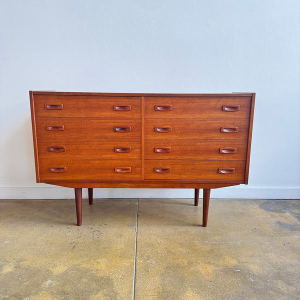 Danish Modern 8 Drawer Lowboy Dresser  (Refinished)