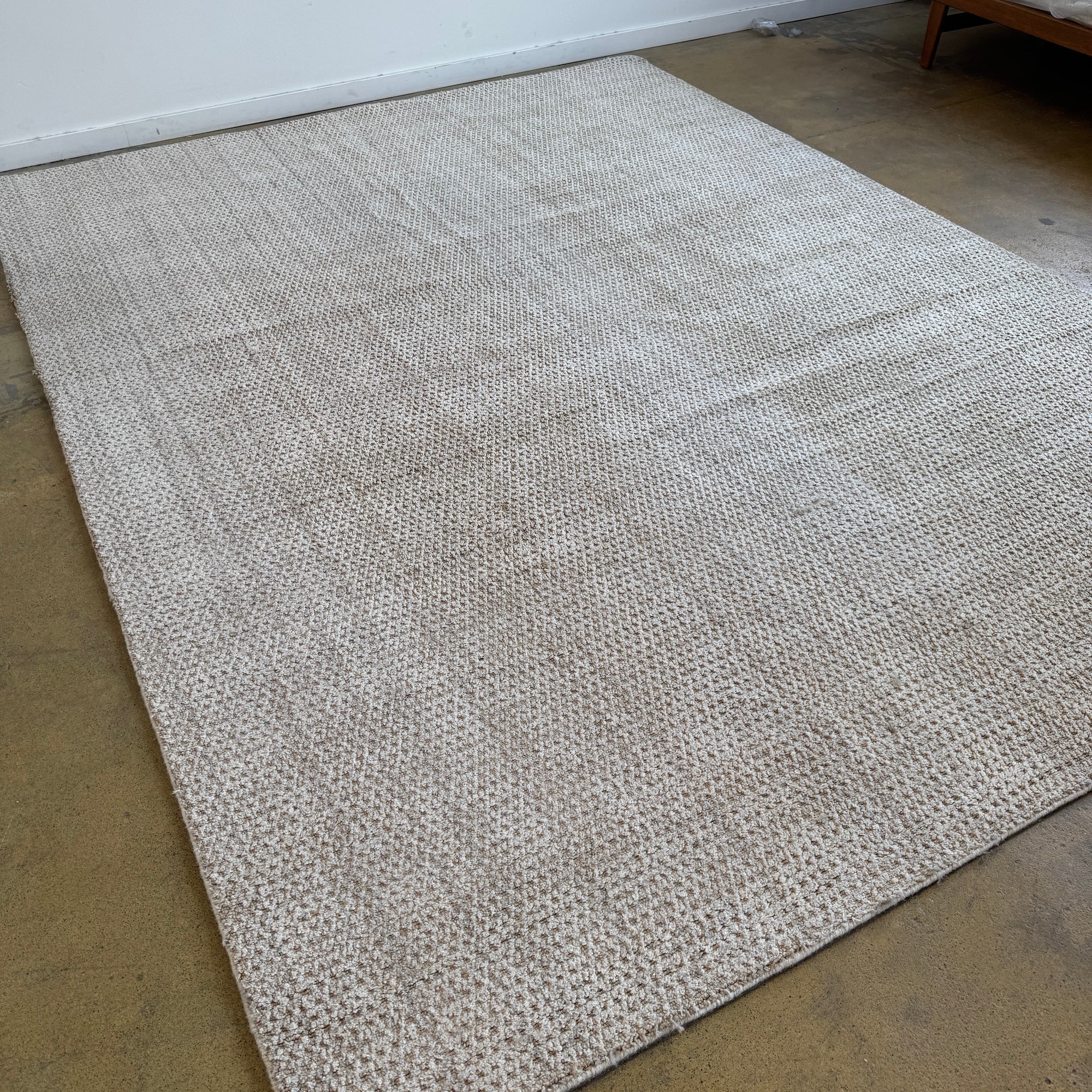 Design Within Reach Hand loom 9X12 Lattice Wool Rug