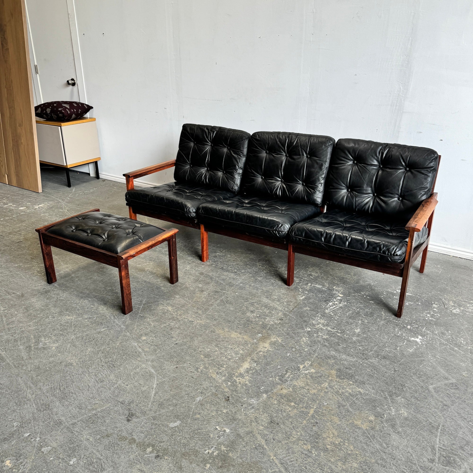 Danish Modern ILLUM WIKKELSØ Rosewood "Capella sofa for Eilersen