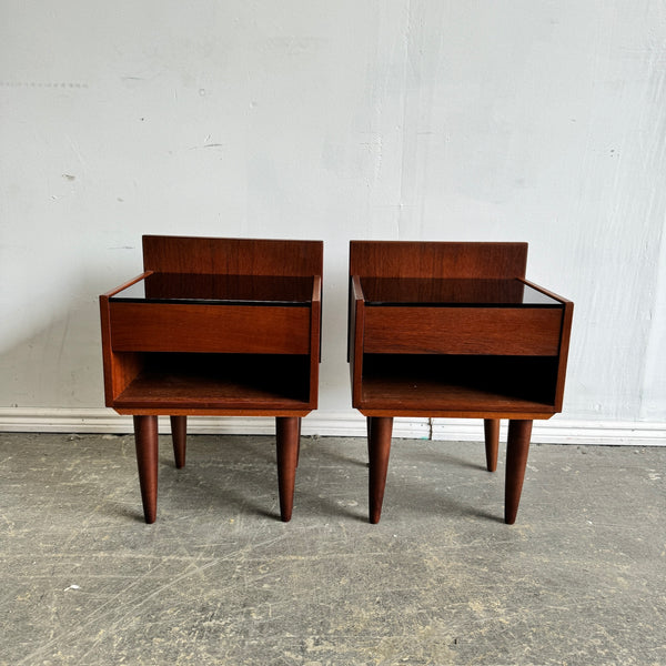 Danish modern Hans Wegner Nightstands in Teak and Glass by GETAMA