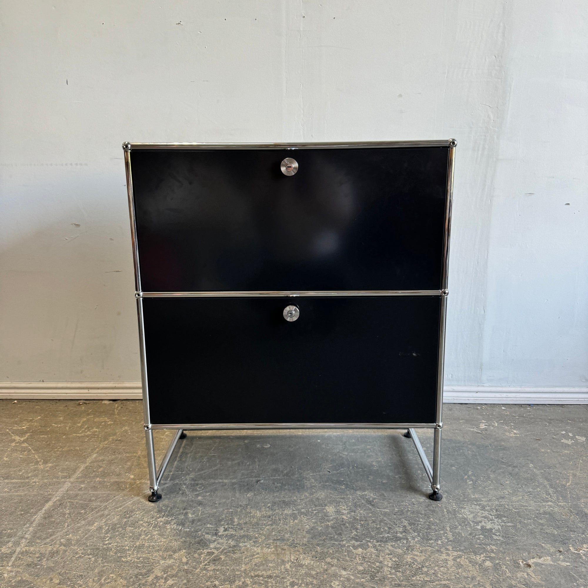 USM Haller High board with Two drawer