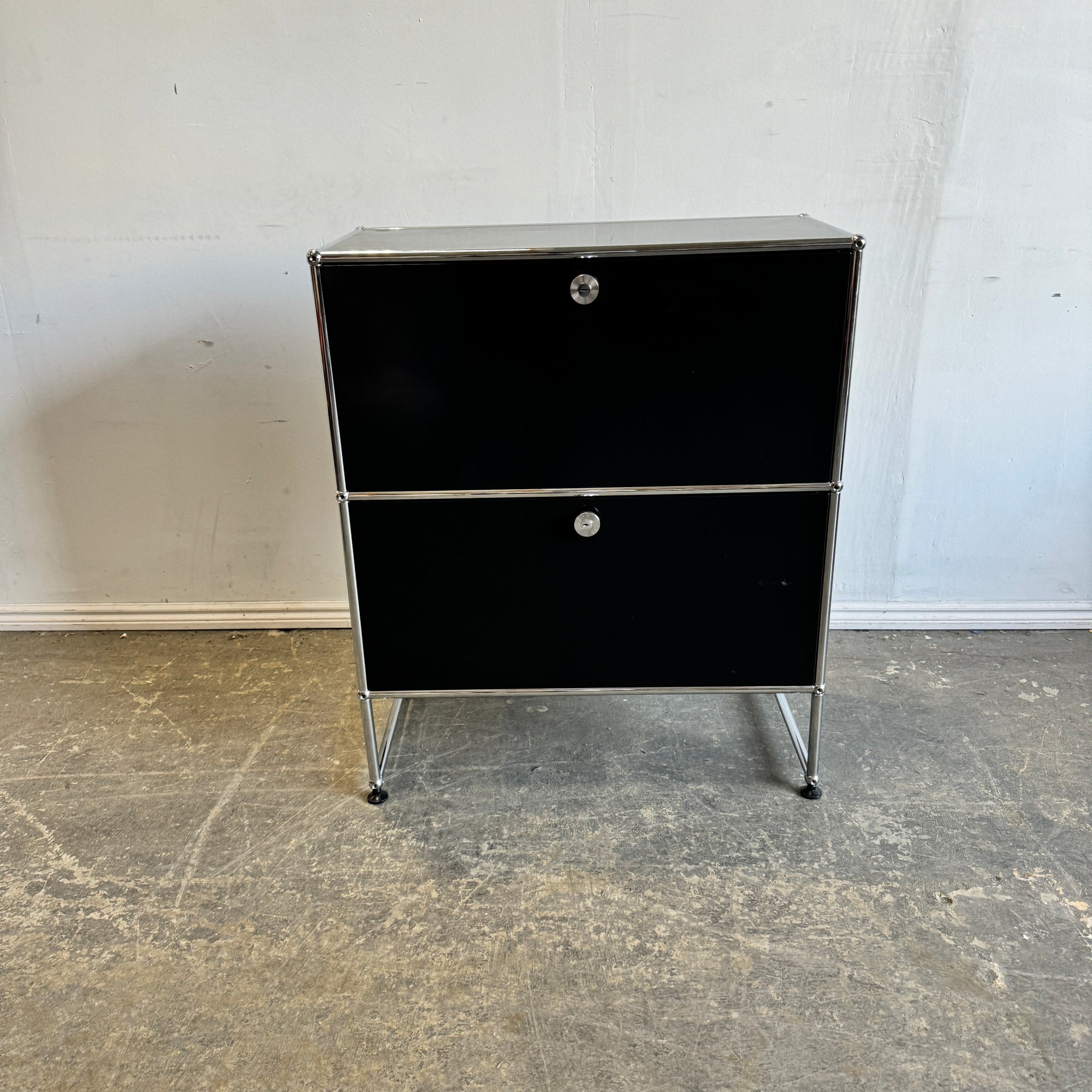 USM Haller High board with Two drawer