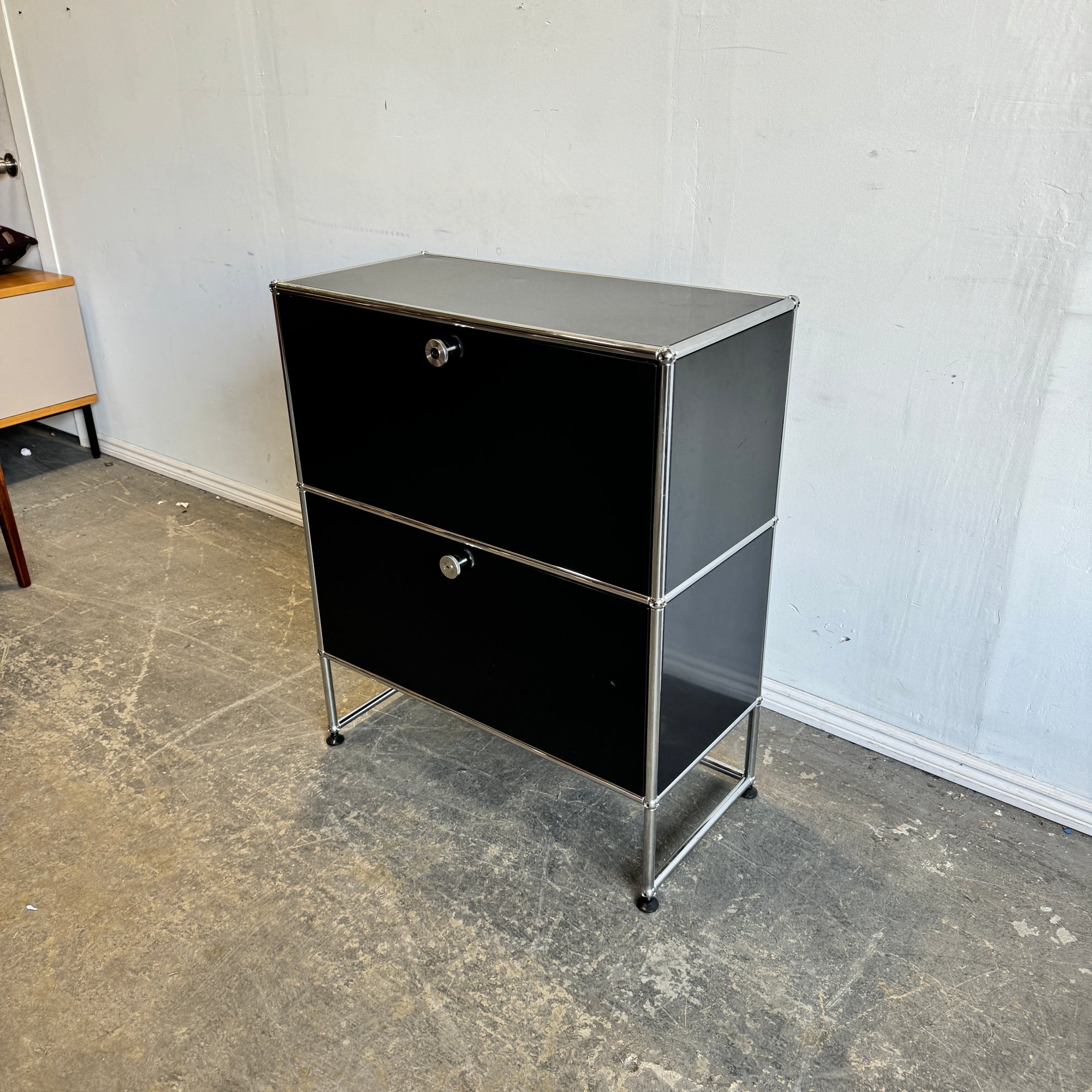 USM Haller High board with Two drawer