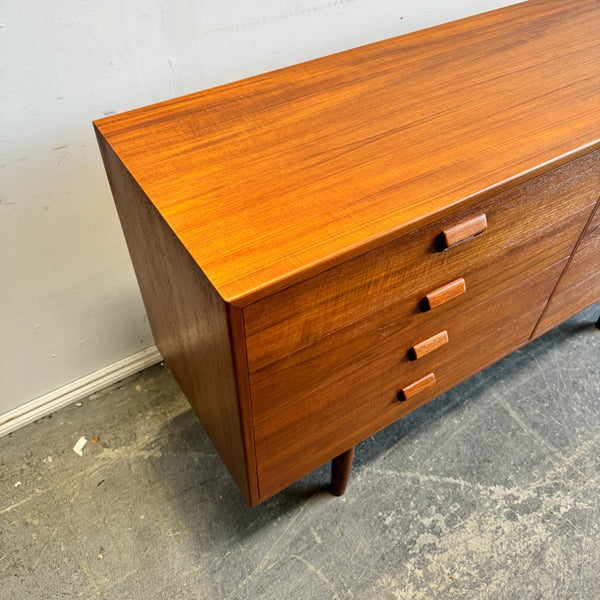 Danish Modern Rare Borge Mogensen 8 Drawer Teak Dresser for Søborg Møbelfabrik