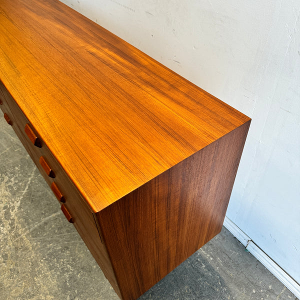 Danish Modern Rare Borge Mogensen 8 Drawer Teak Dresser for Søborg Møbelfabrik