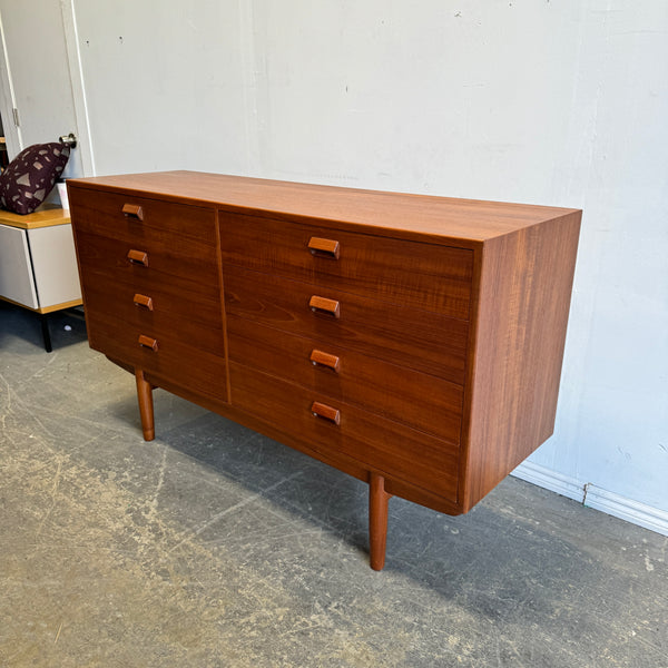 Danish Modern Rare Borge Mogensen 8 Drawer Teak Dresser for Søborg Møbelfabrik