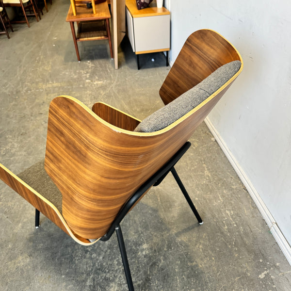 Gus Modern Elk Lounge Chair