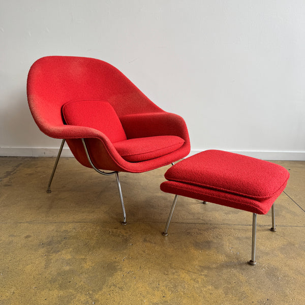 Authentic! Knoll Saarinen Womb Chair and Ottoman