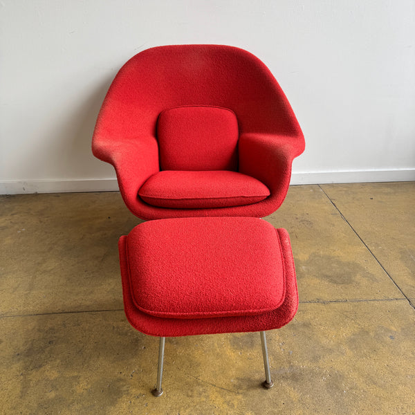 Authentic! Knoll Saarinen Womb Chair and Ottoman