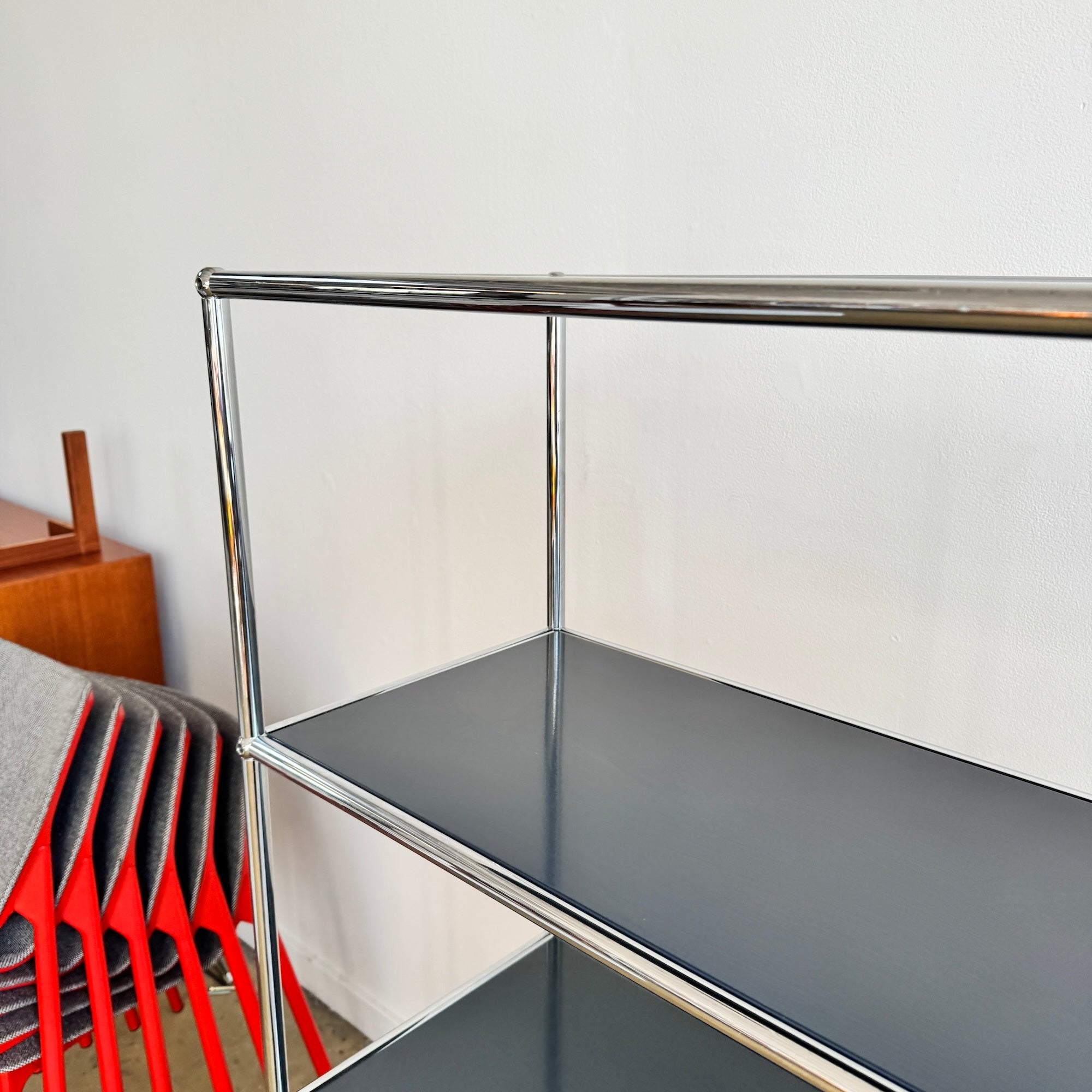 USM Haller 3X4 Shelf / Divider with Casters (Anthracite Grey)