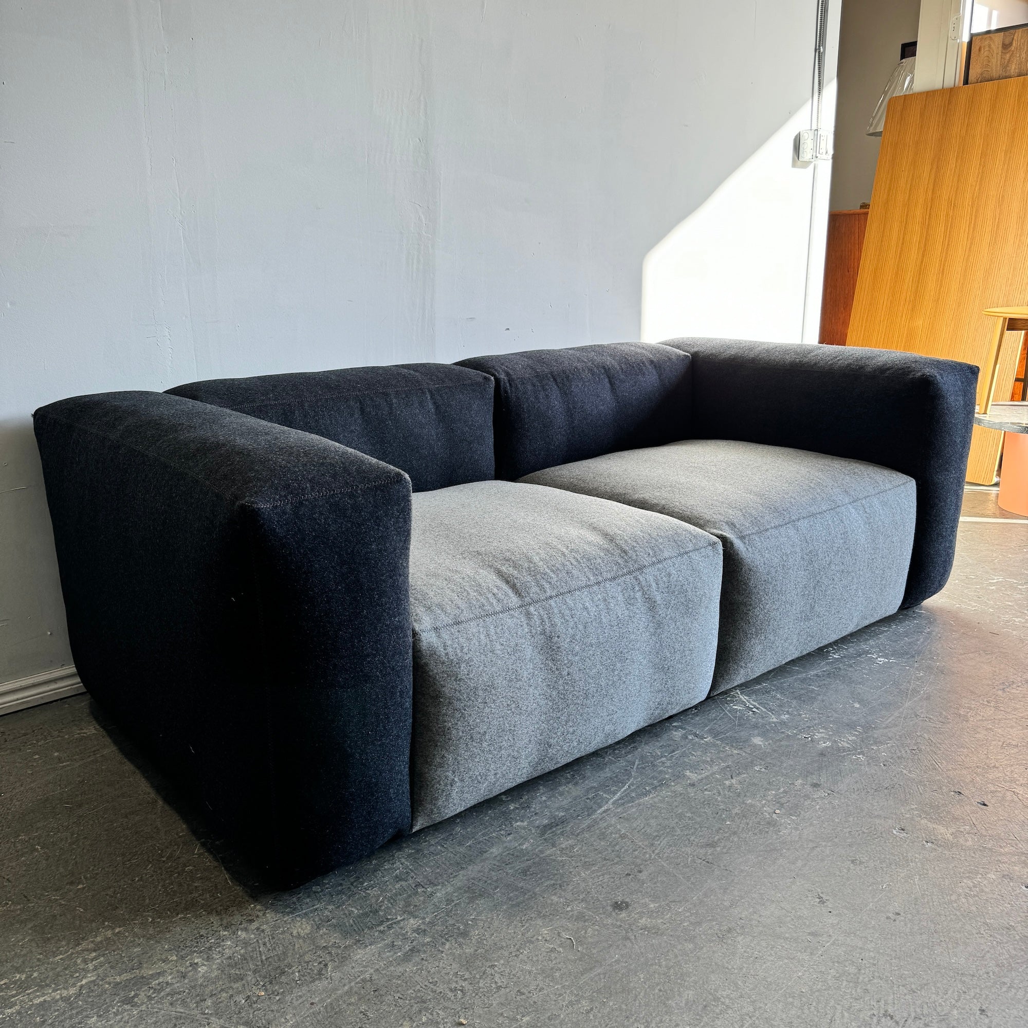 New! Hay Mags Soft LOW 2.5-SEAT SOFA with ottoman