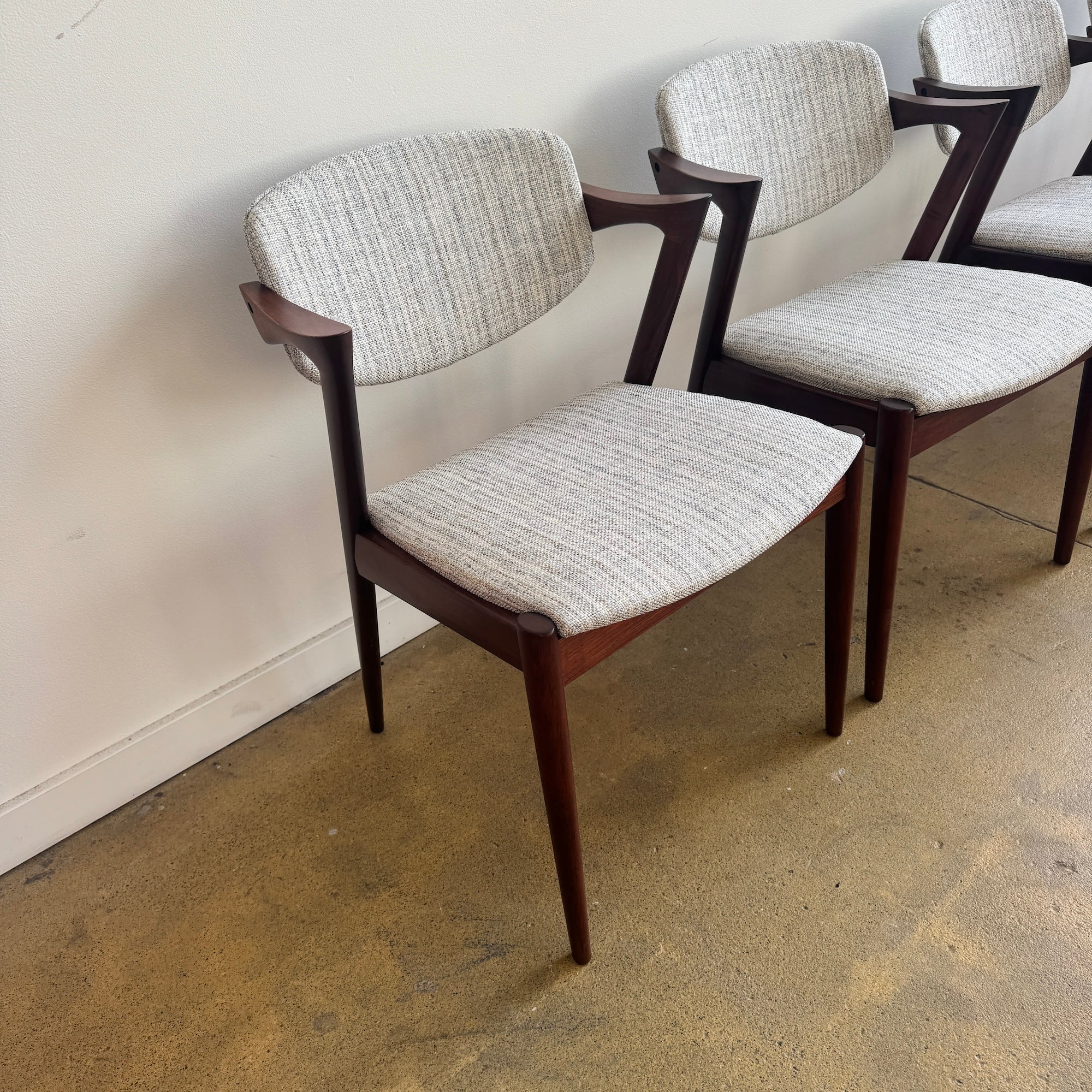 Danish Modern Kai Kristiansen set of 4 Rosewood Model 42 Dining Chairs (New Upholstery + Fully Refinished)