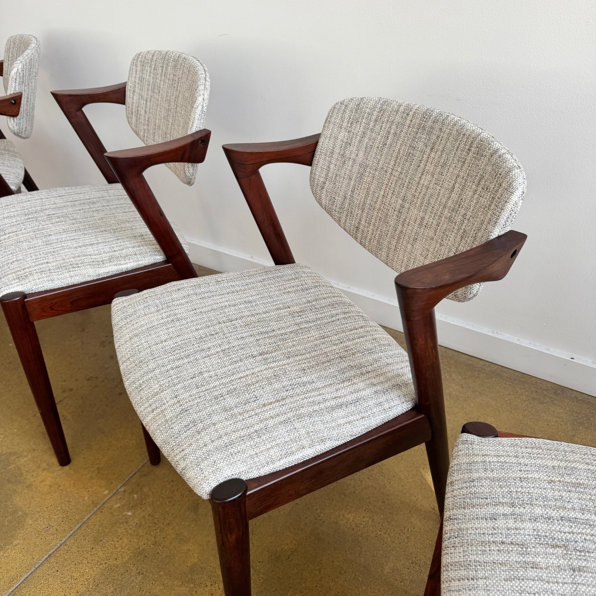 Danish Modern Kai Kristiansen set of 4 Rosewood Model 42 Dining Chairs (New Upholstery + Fully Refinished)