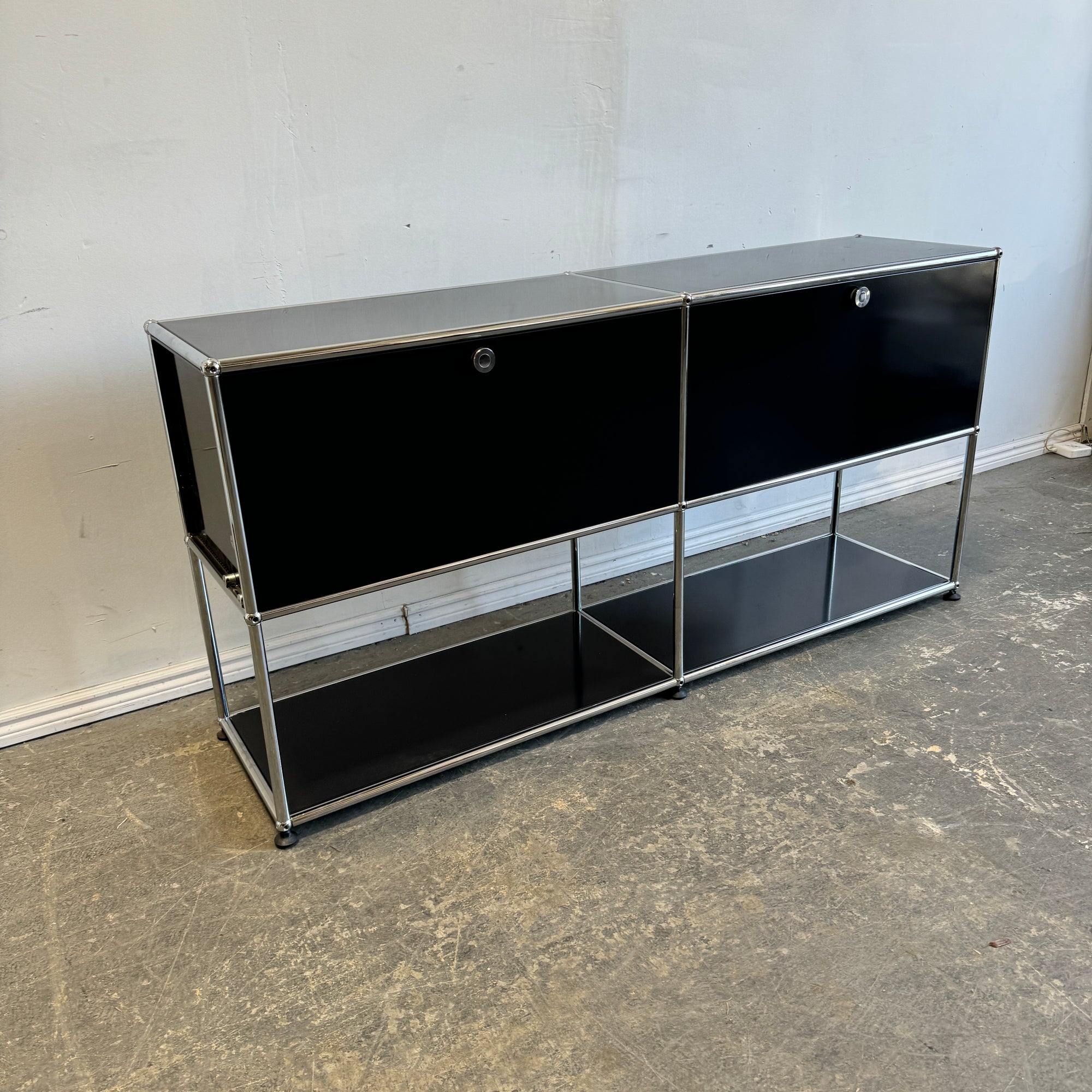 USM Haller 2X2 Console with storage (Black)