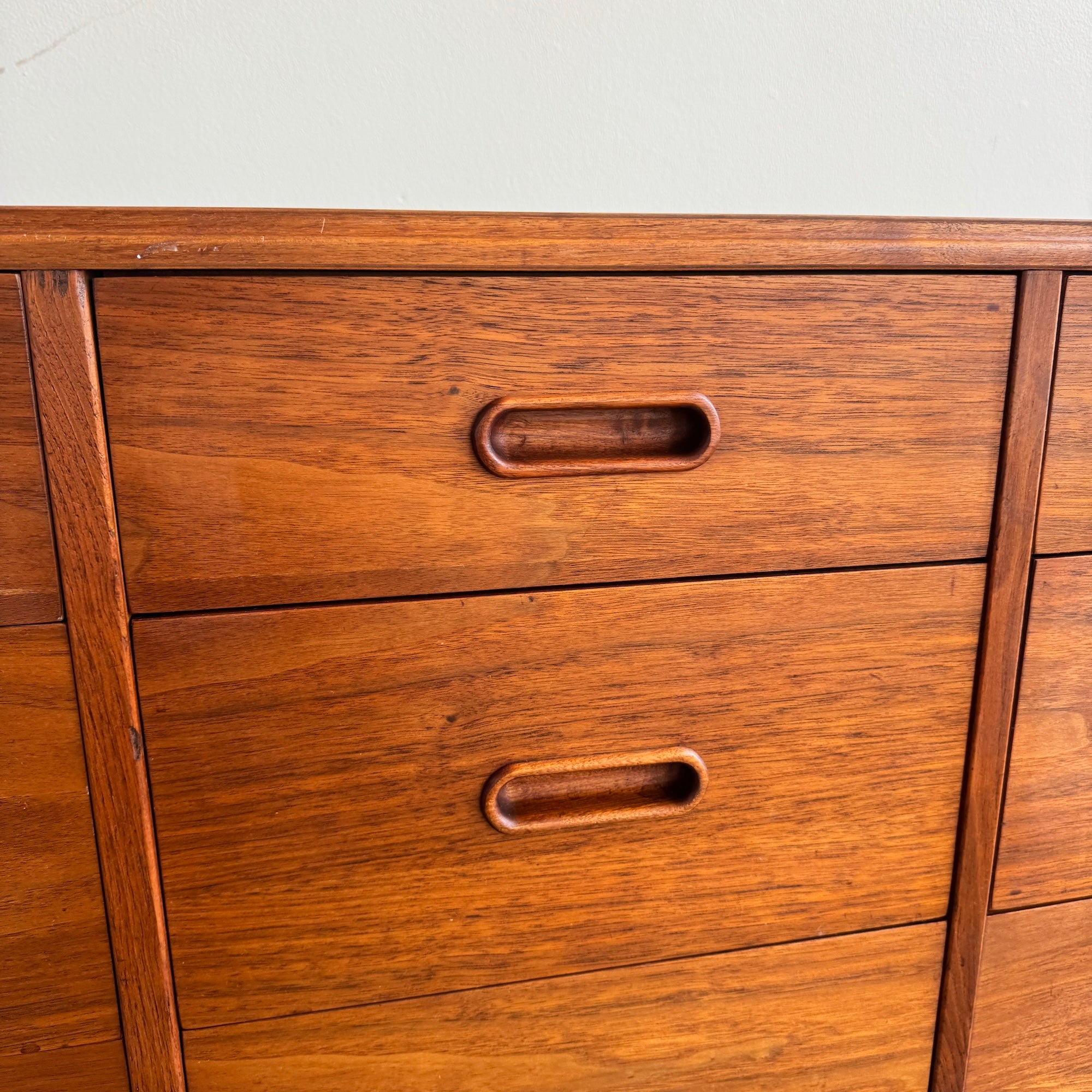 Mid Century Modern Jack Cartwright for Founders Walnut Dresser