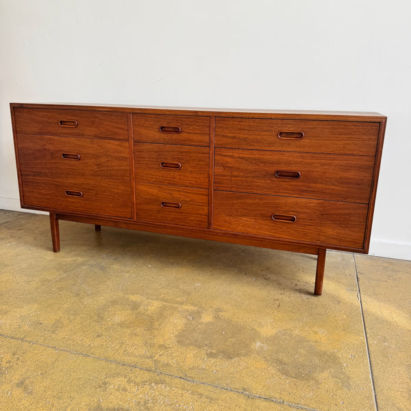 Mid Century Modern Jack Cartwright for Founders Walnut Dresser