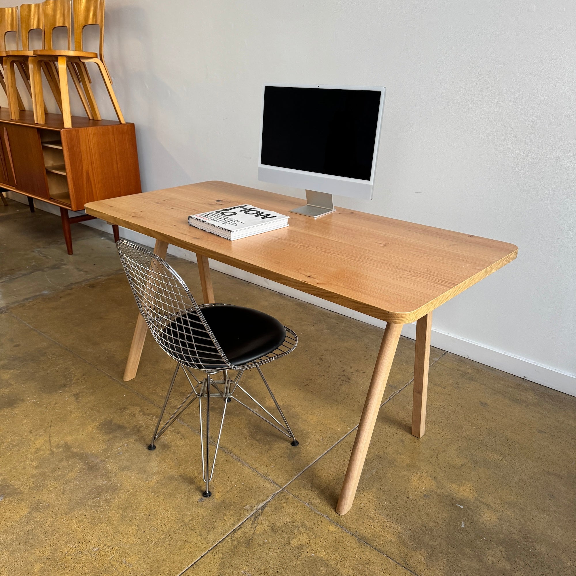 Minimalist Custom Oakwood Desk