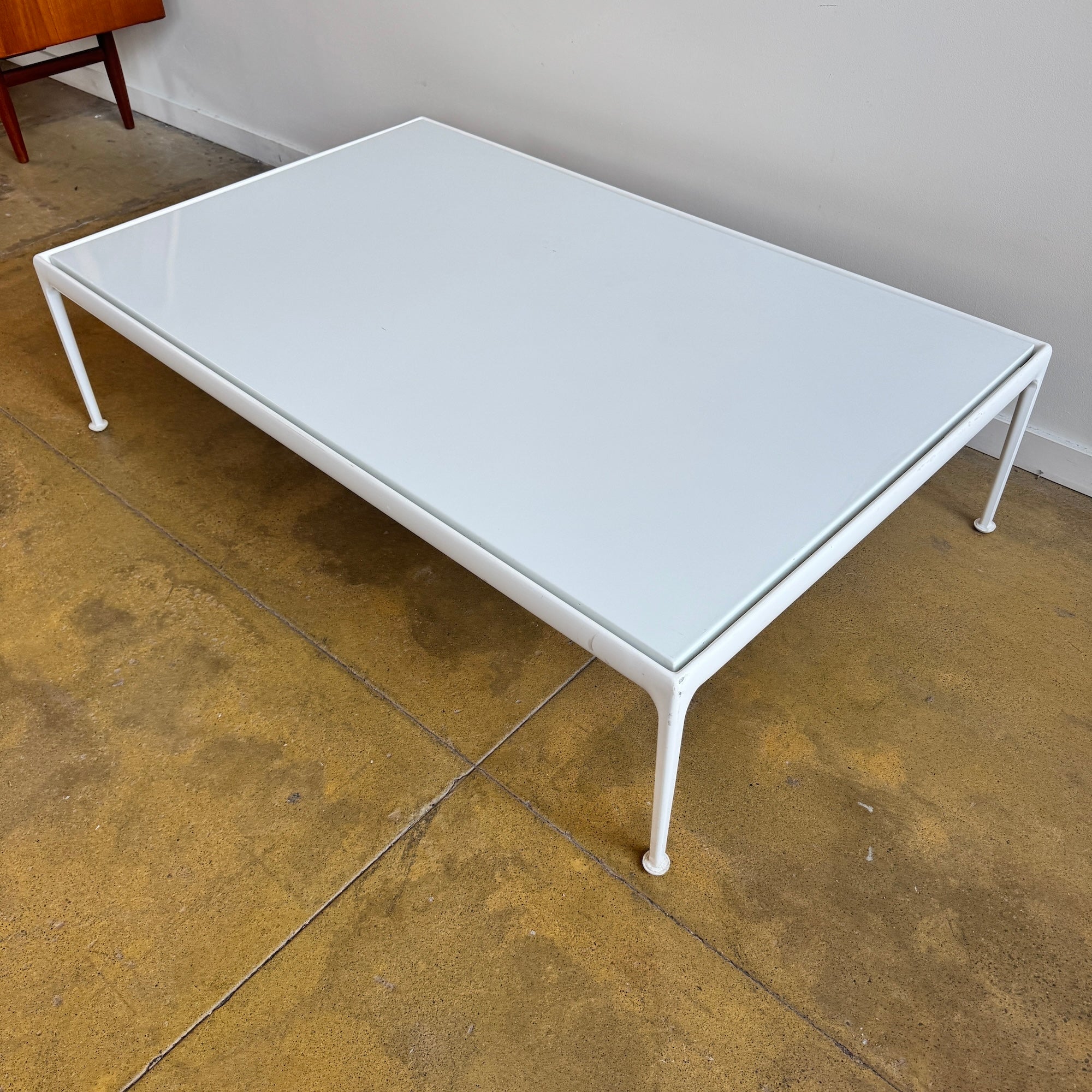 Knoll Richard Schultz Porcelain 60X38 Coffee Table