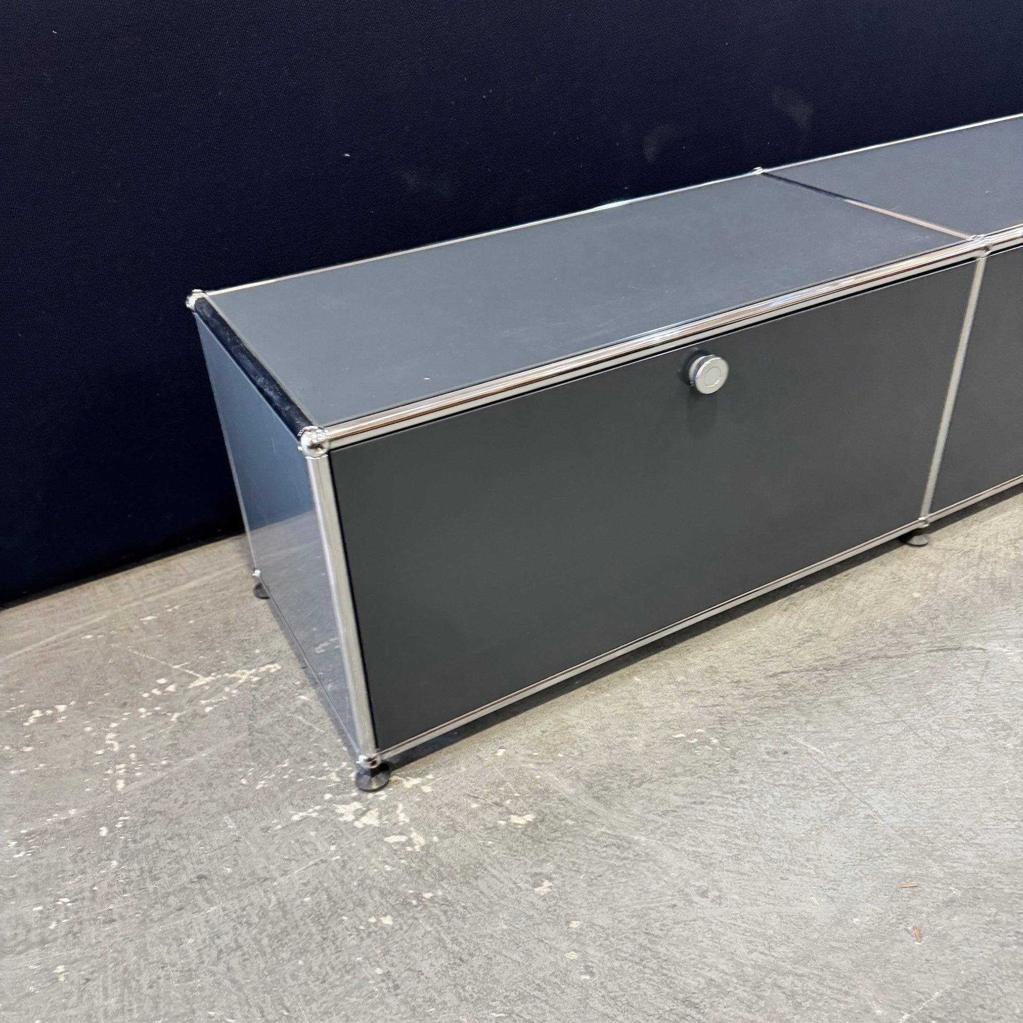 USM HALLER Low Media Console