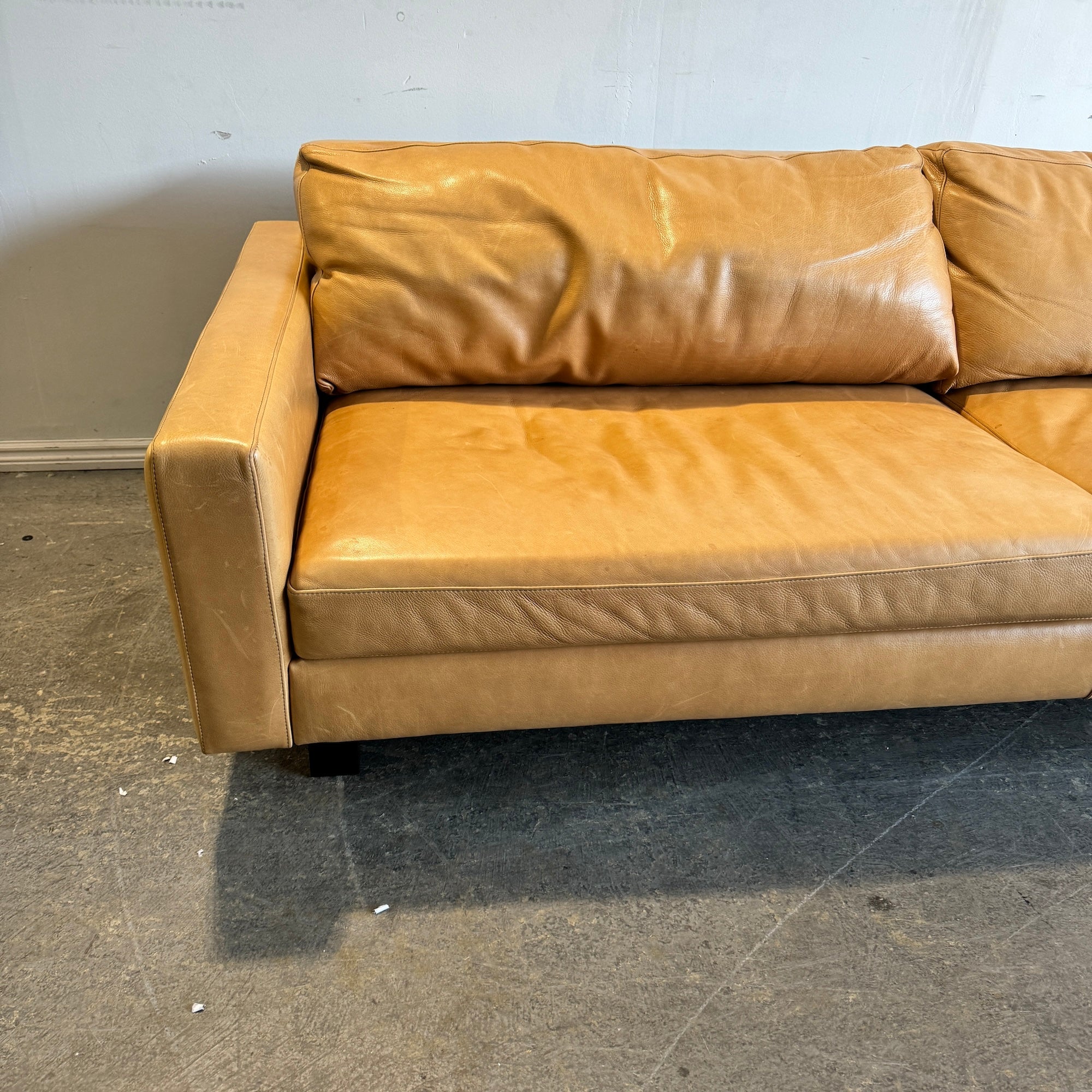 Room and Board Pierson Leather sofa