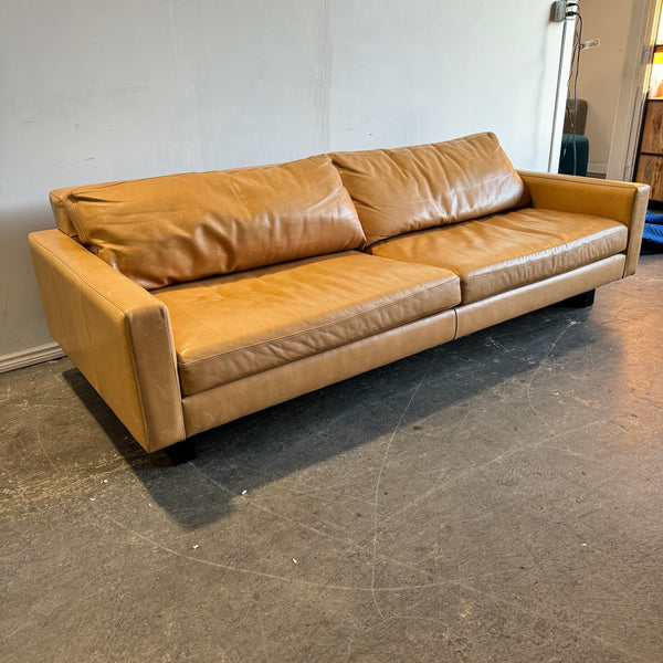 Room and Board Pierson Leather sofa