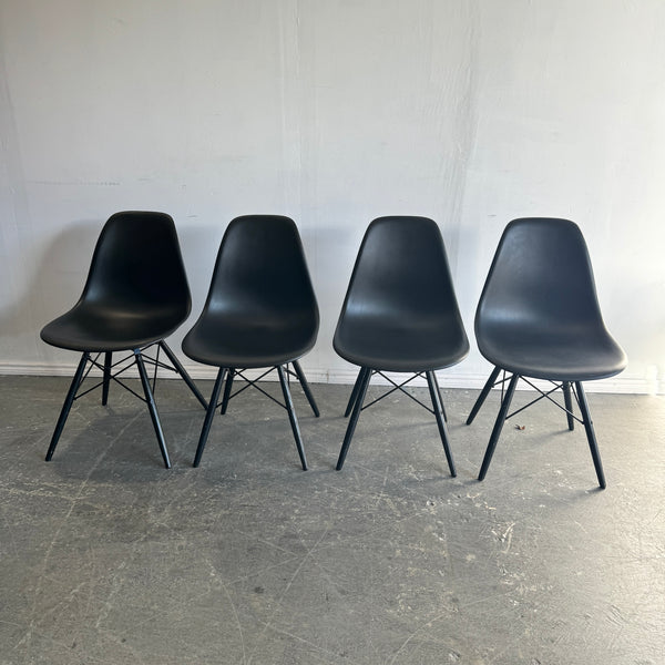 Authentic Herman Miller set of 4 Eames plastic molded chairs