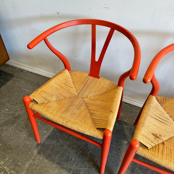 Authentic! Vintage Set of 4 Wishbone chairs by Hans Wegner