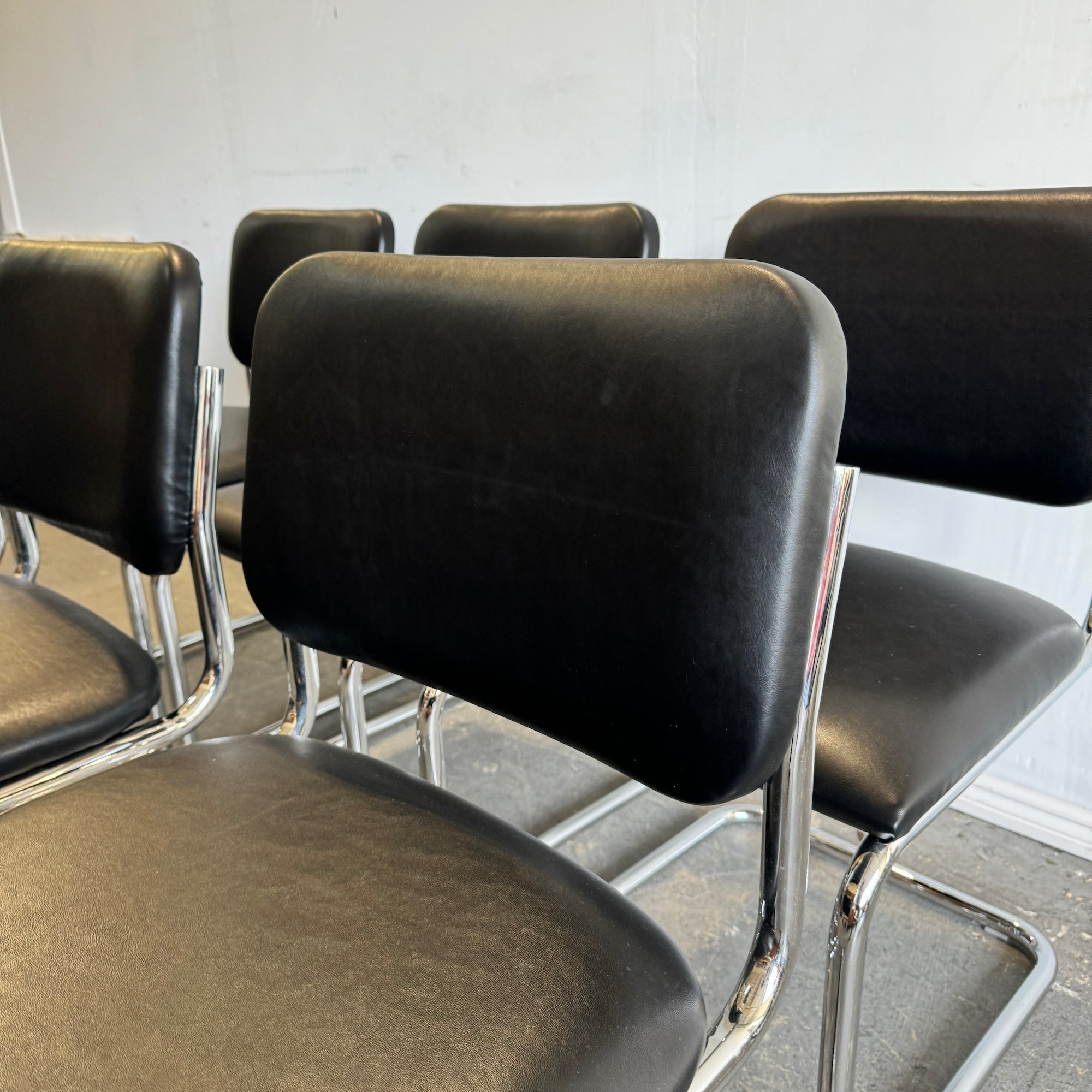 Authentic! Knoll Marcel Breuer Set of 6 Leather Cesca Chairs