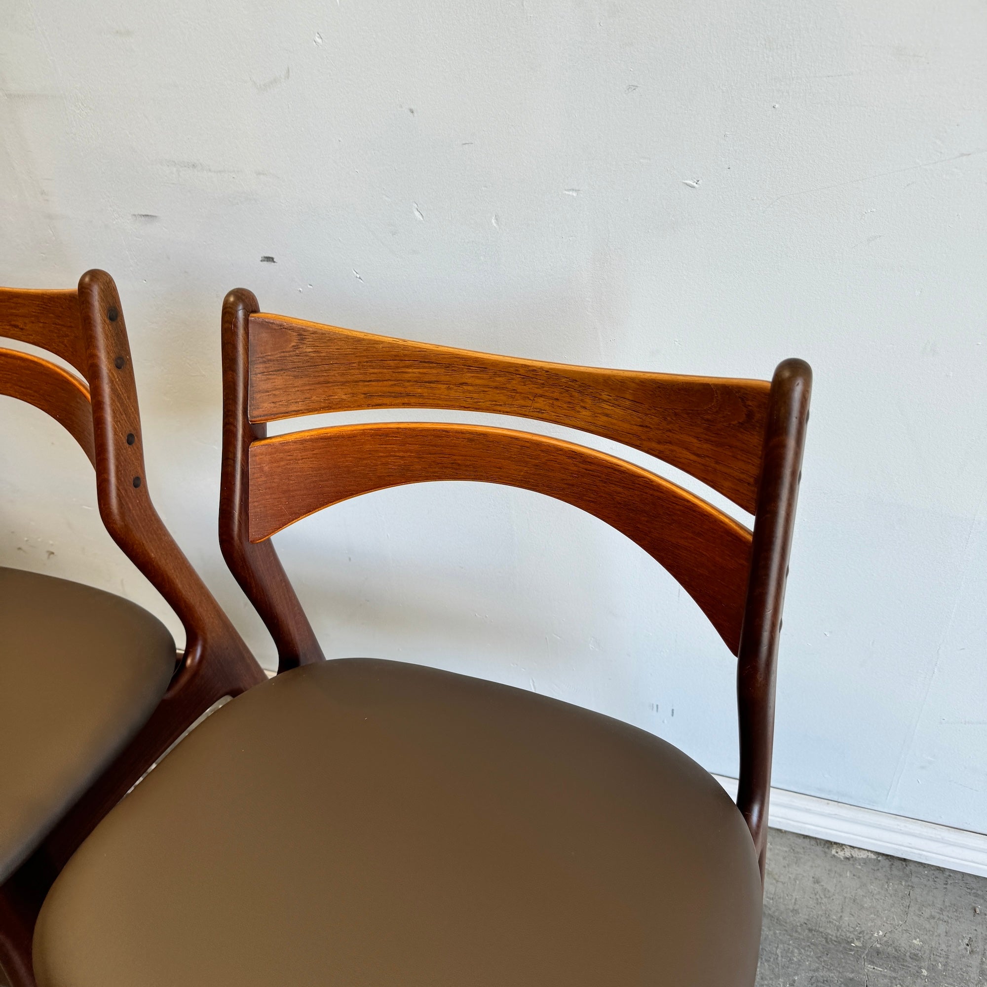 Danish Modern Erik Buch Set of 4 Model 310 Teak dining chairs