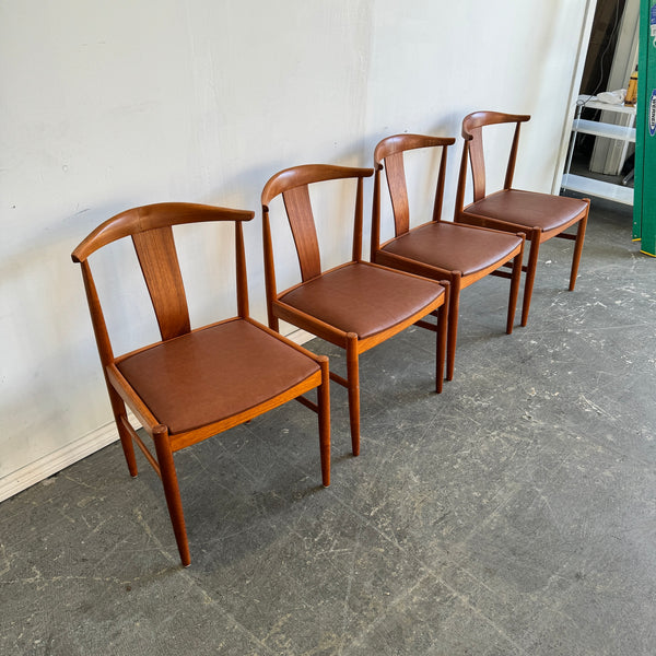 Set of 4 Dyrlund Danish modern teak dining chairs