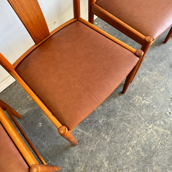 Set of 4 Dyrlund Danish modern teak dining chairs