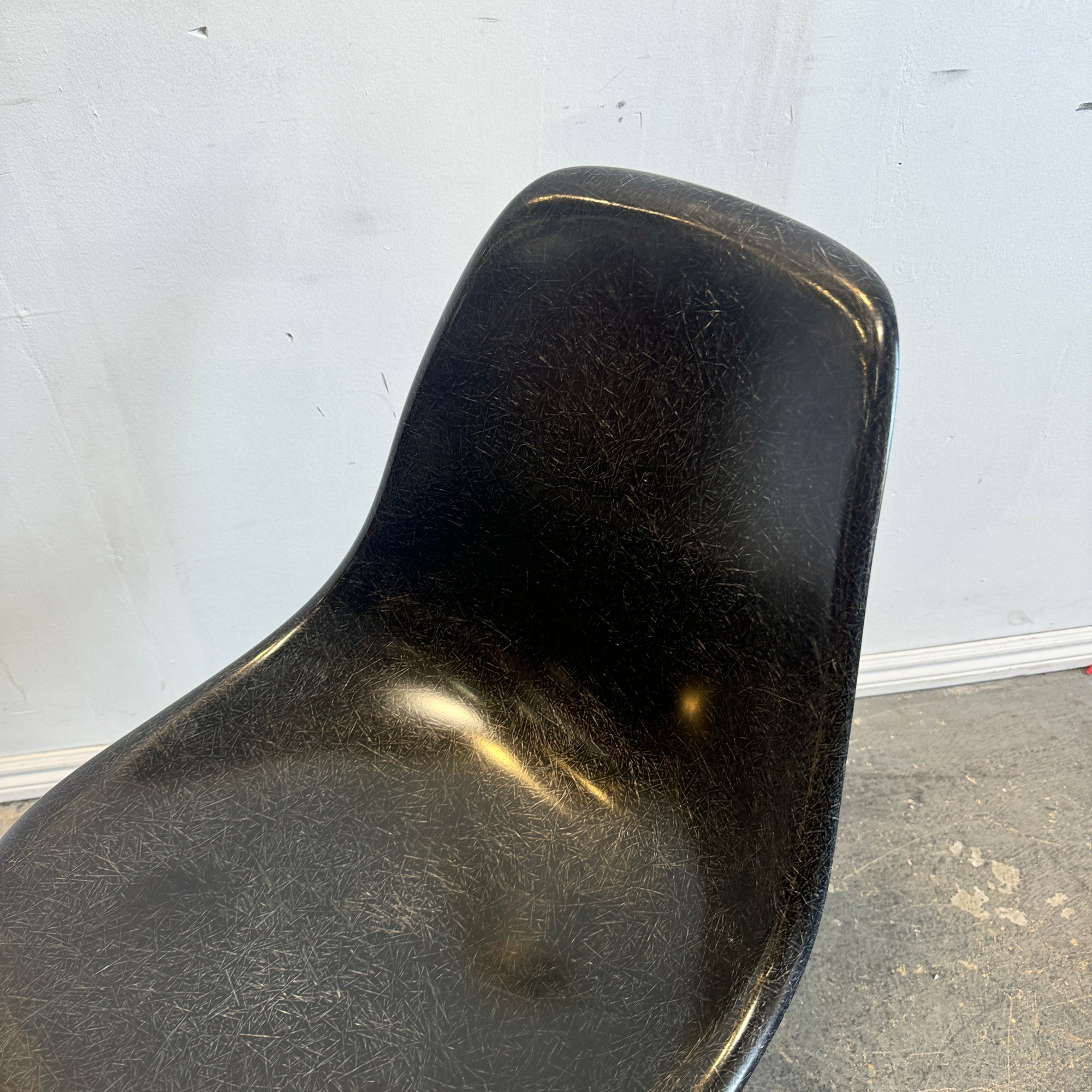 Herman Miller Eames Molded Fiberglass Side Chair