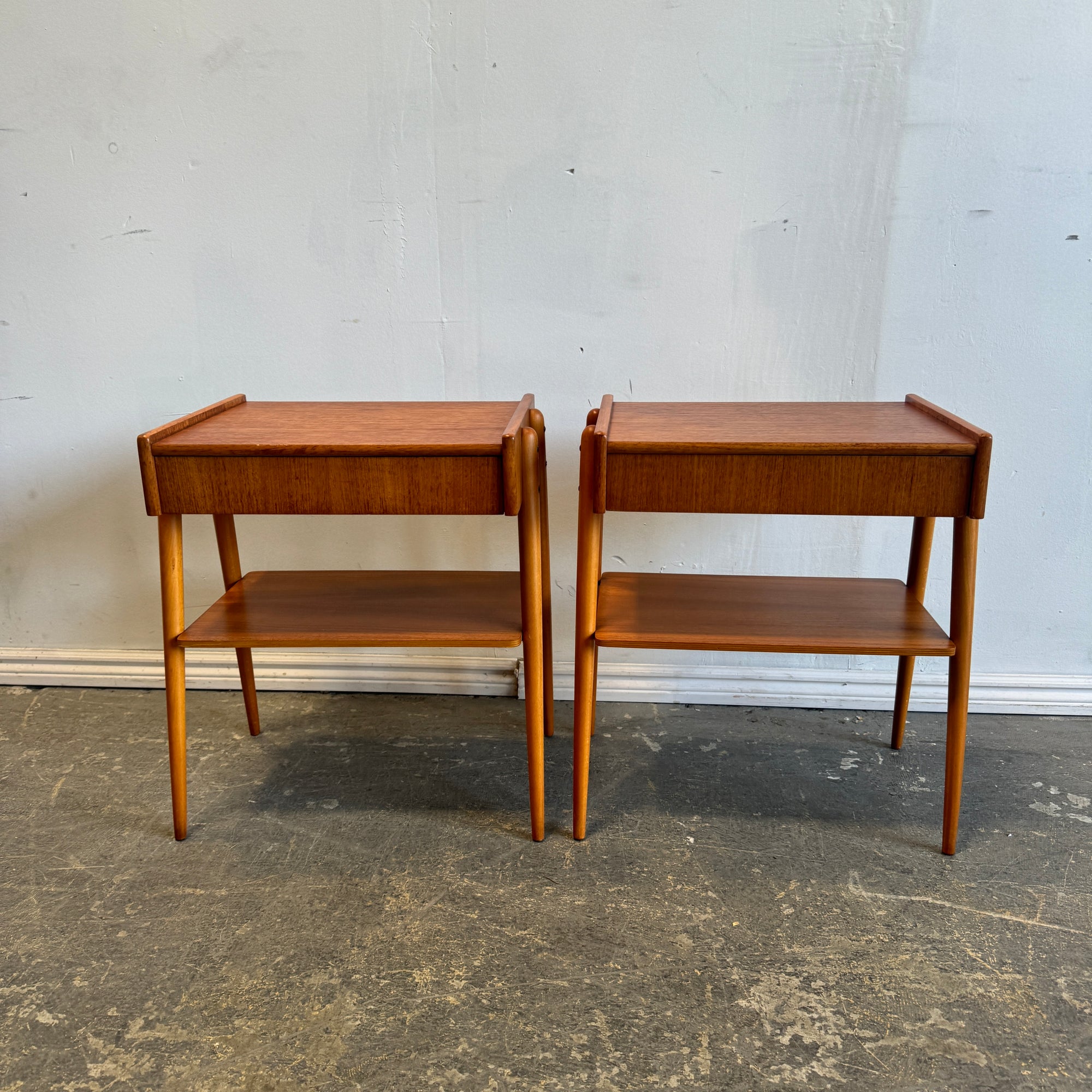 Vintage Teak set of 2 Nightstands by Ab Carlström & Co Furniture Factory