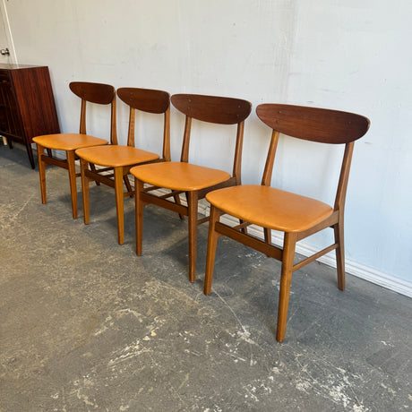 Danish Modern Set of 4 Farstrup Model 210 Dining chairs