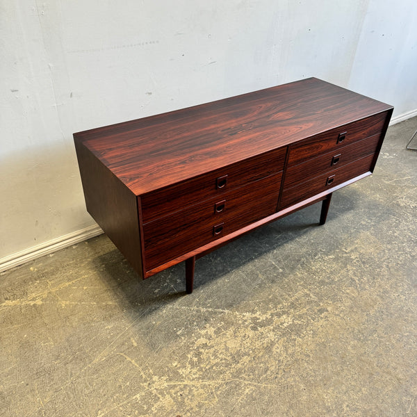 Danish Modern rosewood Sideboard/ Dresser with 6 drawers by Brouer Mobelfabrik