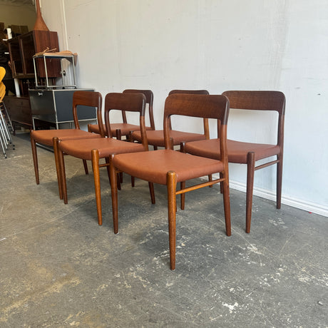Danish Modern Teak set of 6 Niels Moller Model 75 dining chairs