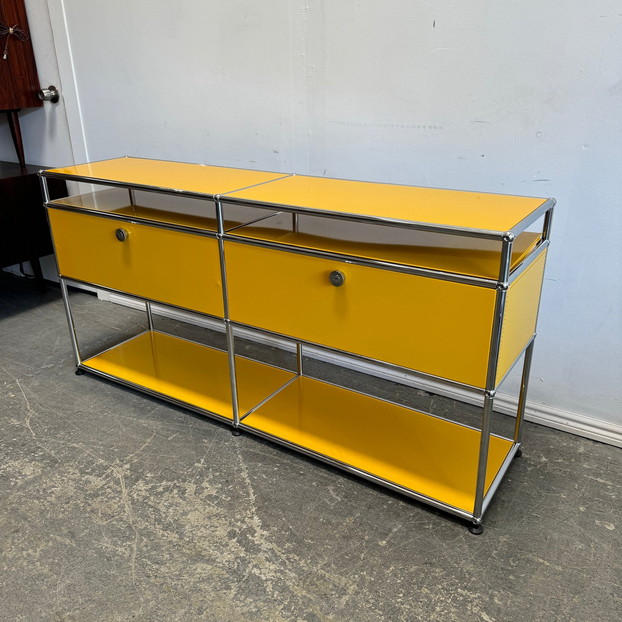 USM Haller Double layer Media Console