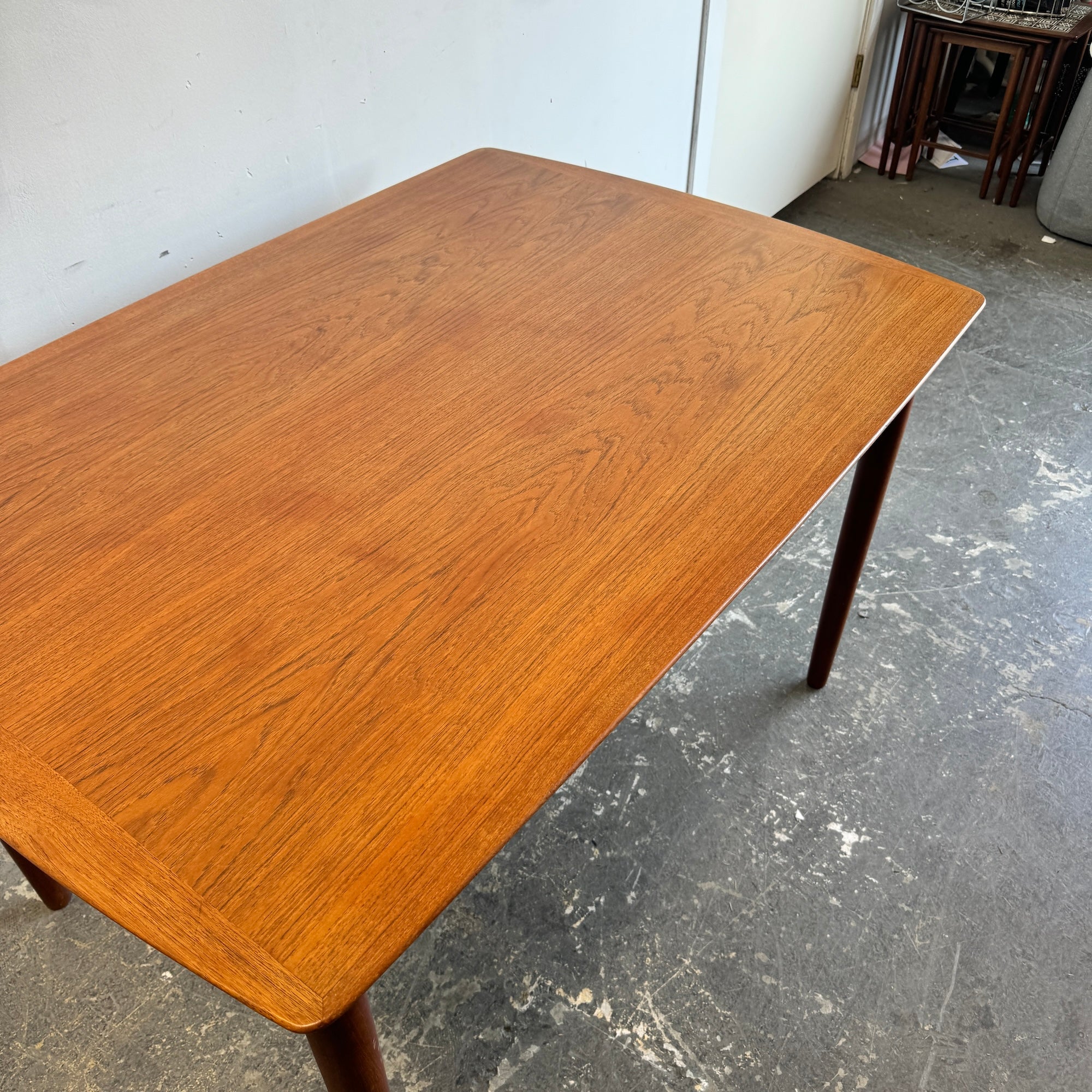 Danish Modern Teak Expandable Dining Table from Skovby Møbelfabrik