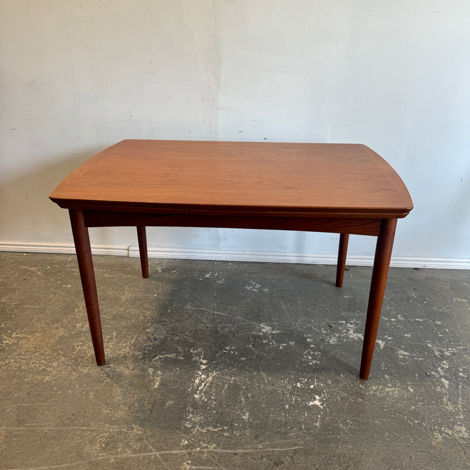 Danish Modern Teak Expandable Dining Table from Skovby Møbelfabrik